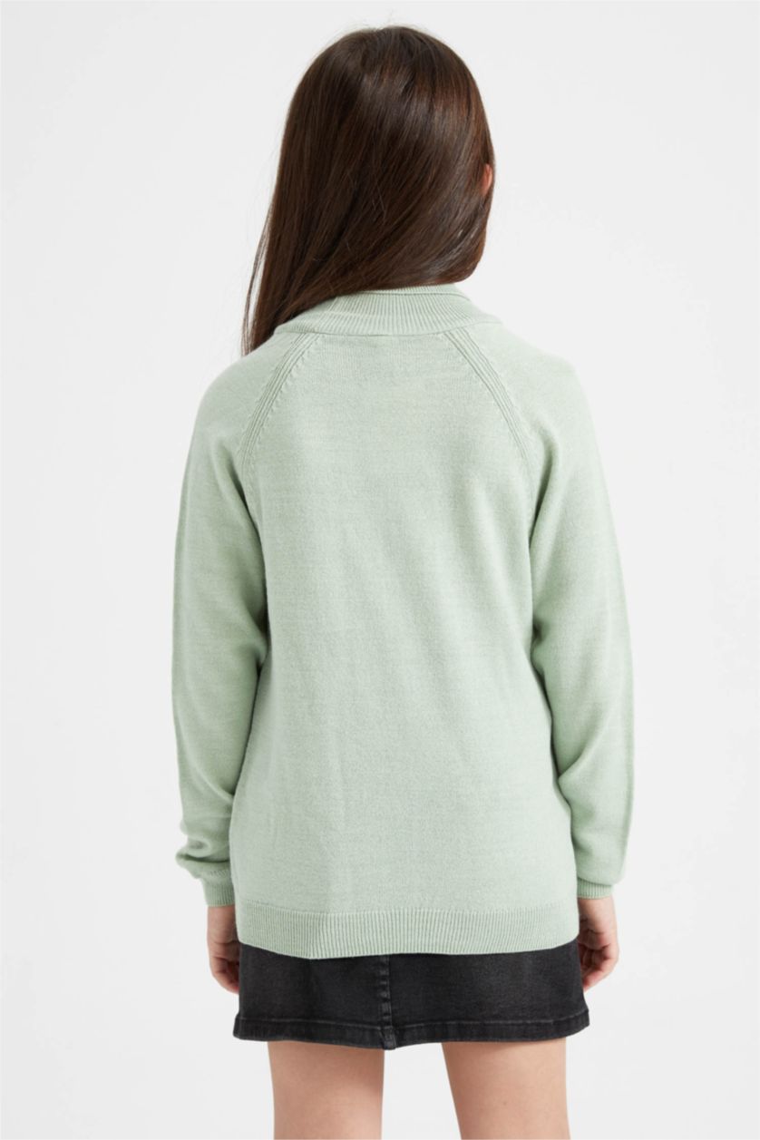 بنات نعناع بلوز قصة عادية بياقة عالية