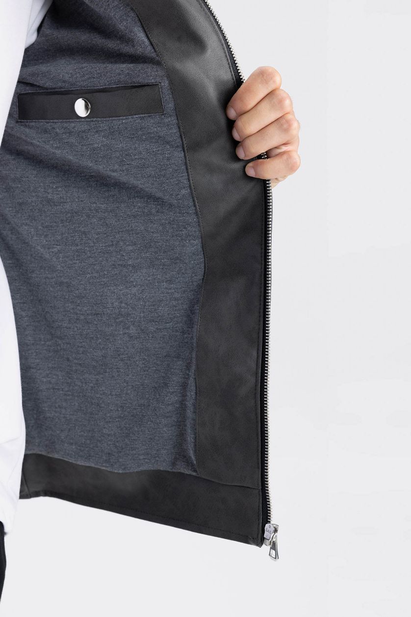 Erkek Koyu Antrasit Su İtici Slim Fit Dar Kesim Çıkarılabilir Kapüşonlu Fermuarlı Cepli Suni Deri Ceket Mont