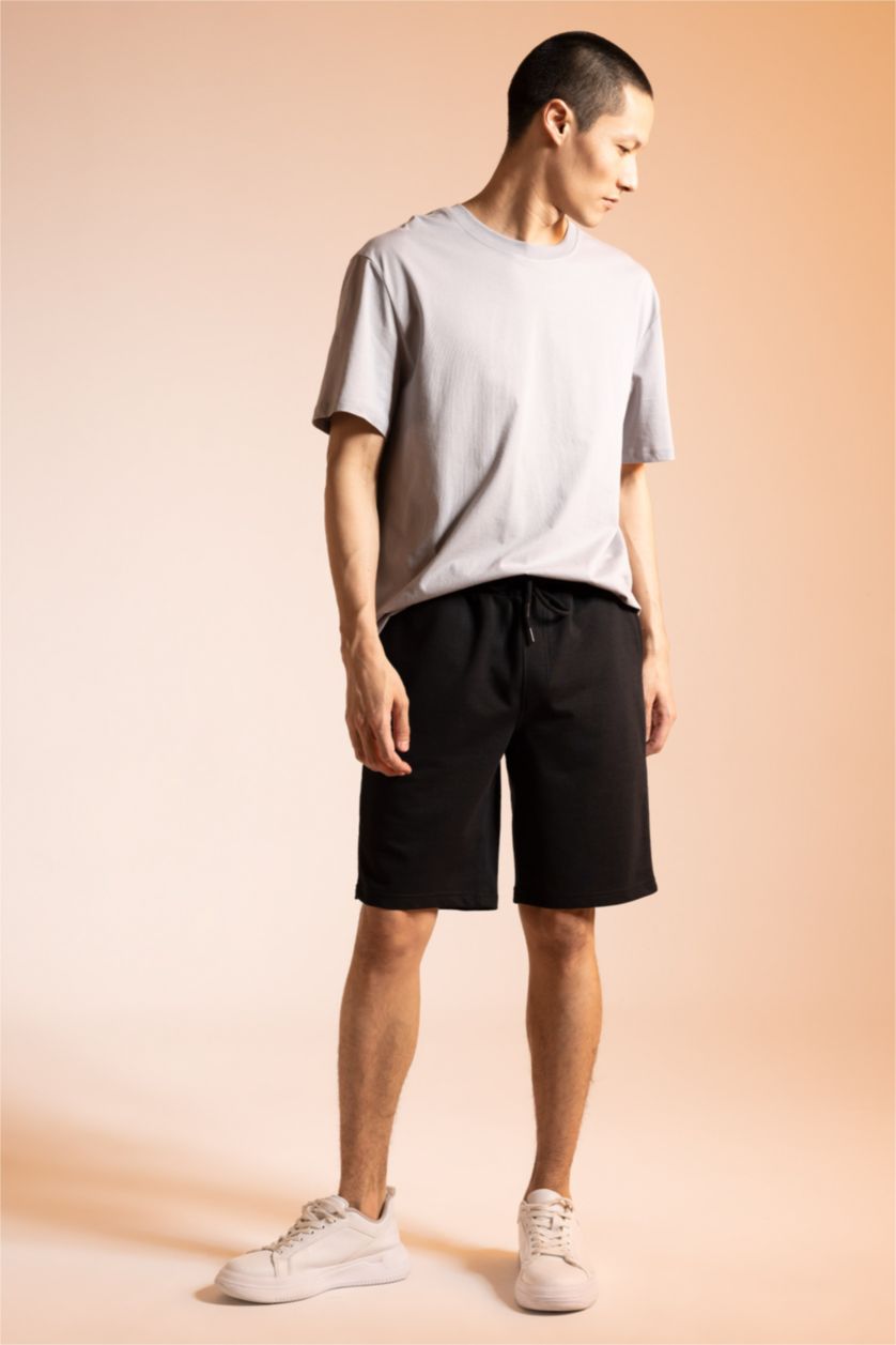 MAN Black Regular Fit Thin Sweatshirt Fabric