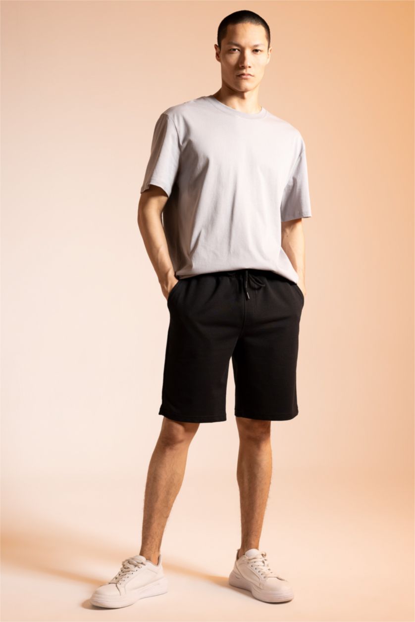 MAN Black Regular Fit Thin Sweatshirt Fabric