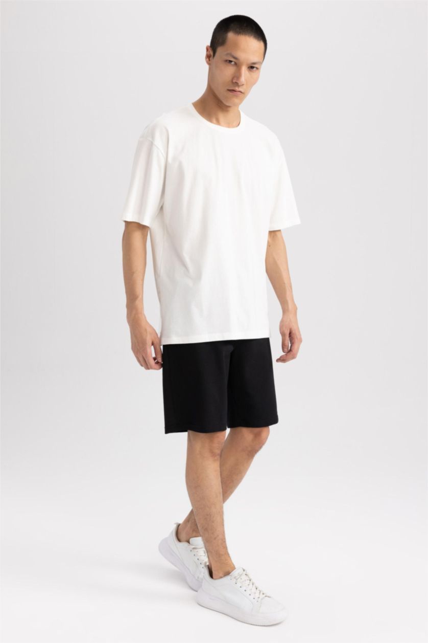 MAN Black Regular Fit Thin Sweatshirt Fabric