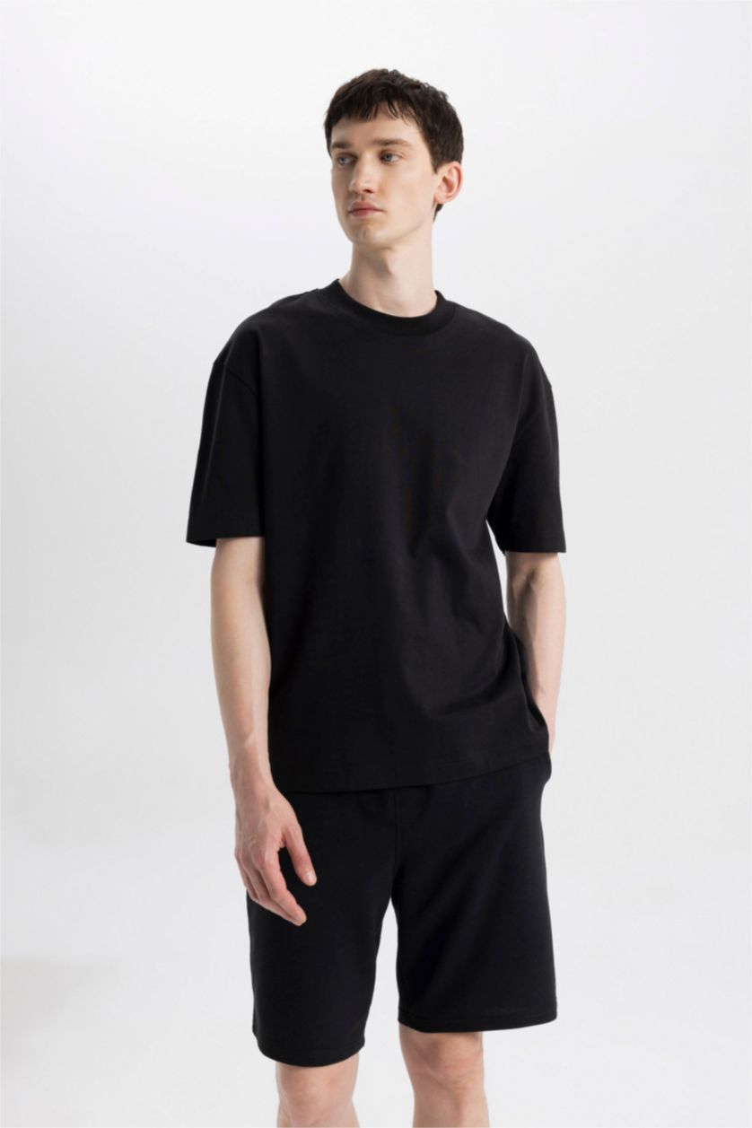 Erkek Siyah Regular Fıt Sweatshirt Kumaşı Şort