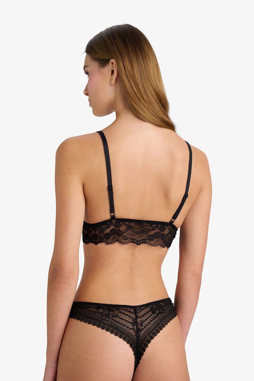 Kadın Siyah Dantelli Pedli Bra
