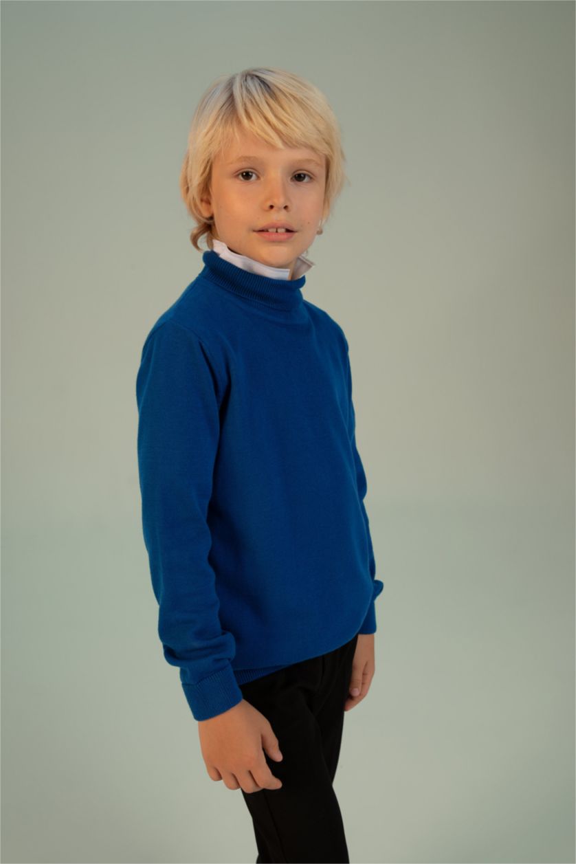 Erkek Çocuk - Genç Erkek Koyu Mavi Erkek Çocuk Regular Fit Balıkçı Yaka Kazak