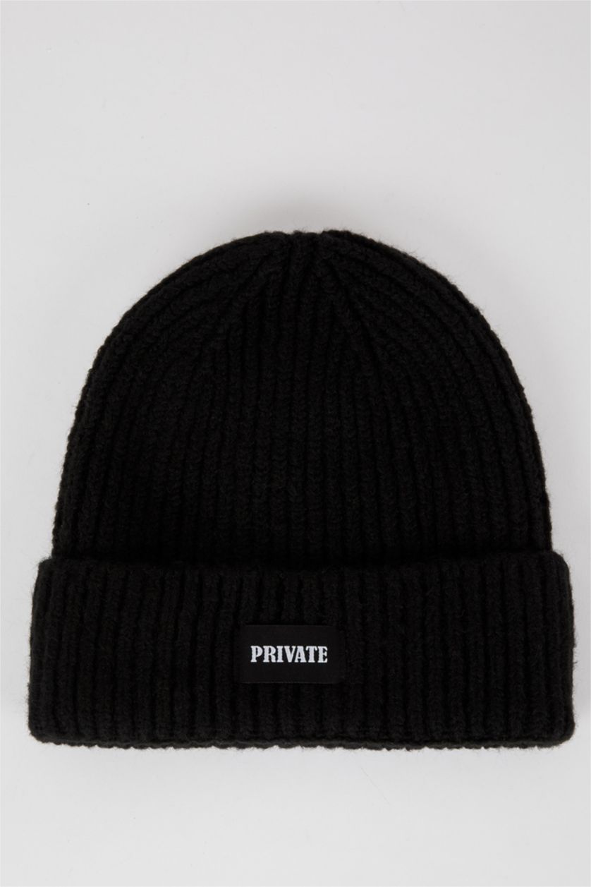 WOMAN Black Woman Beret