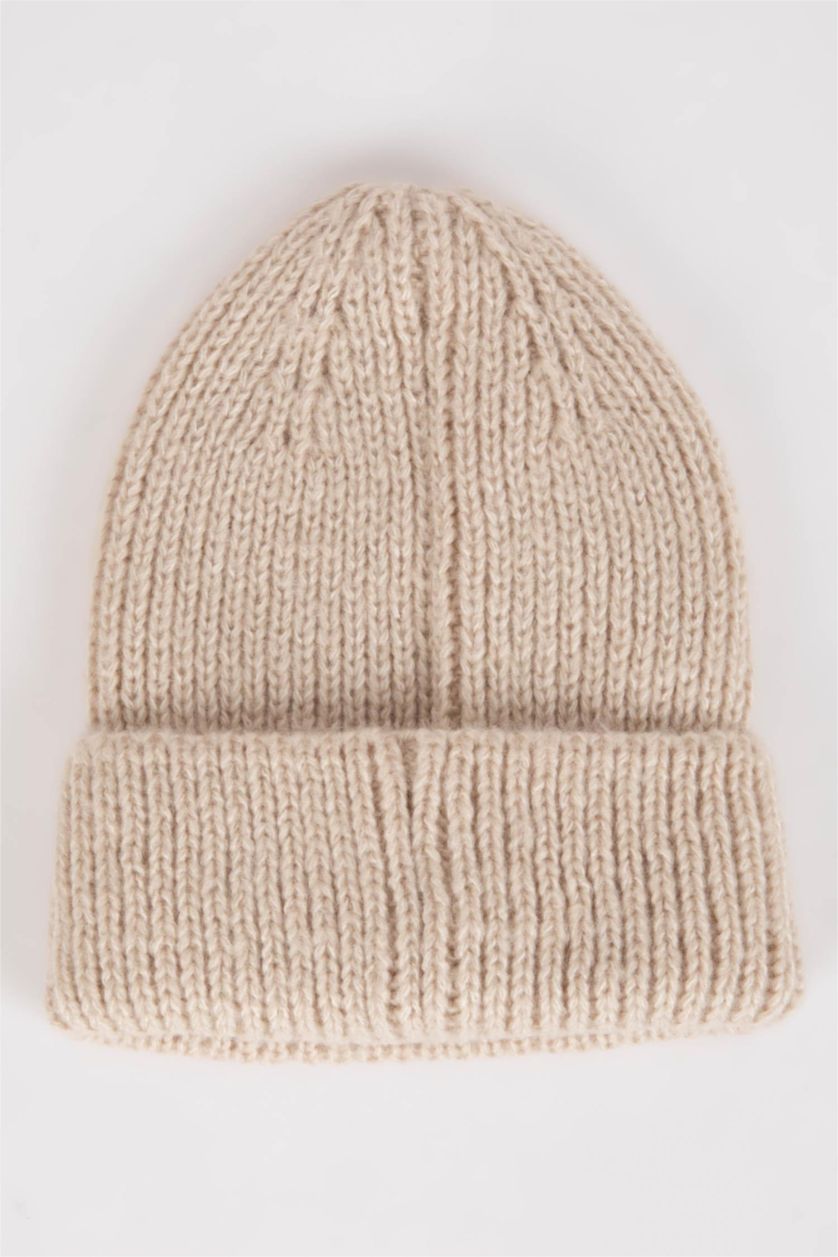 FEMME Beige Bonnet d'hiver