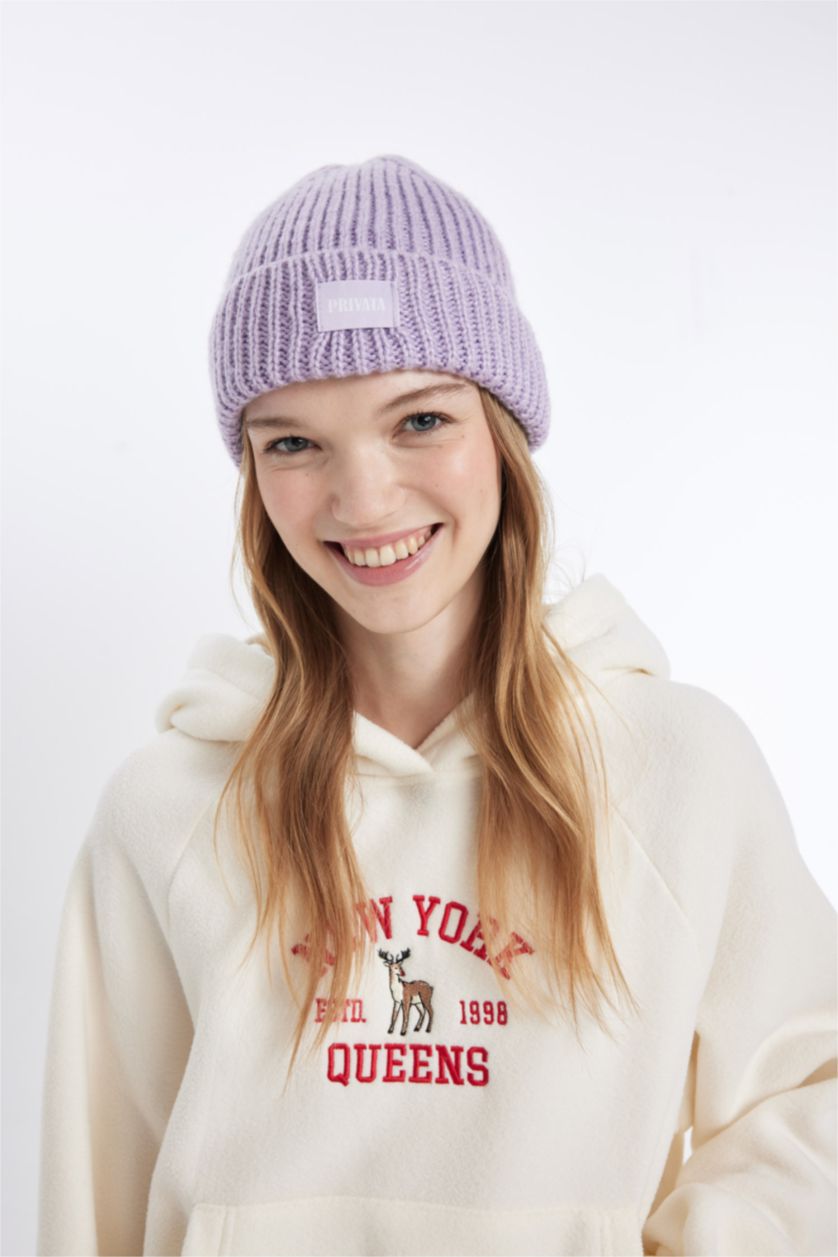 Әйелдерге Сирень Әйелдерге берет