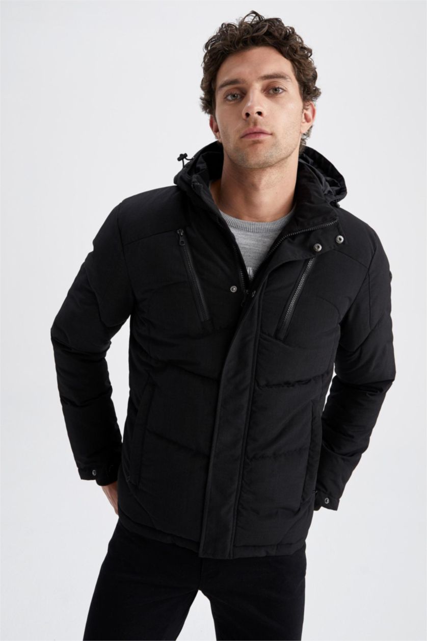 Man Black Slim Fit Mont