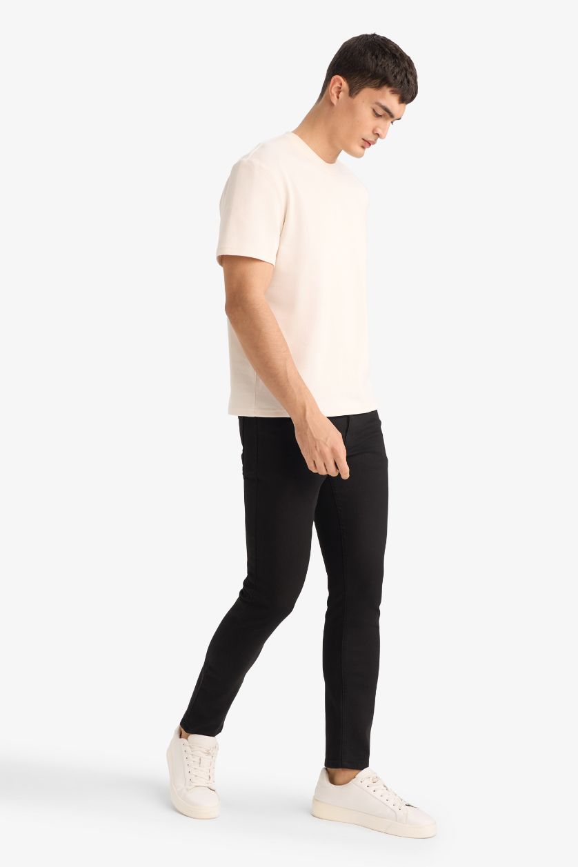 MAN Black Carlo Skinny Fit Regular Waist Jeans
