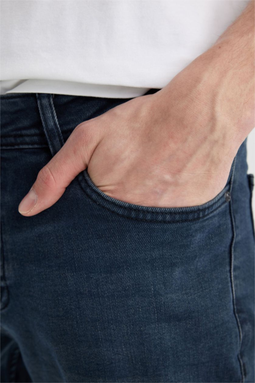 HOMME Indigo Pantalon Jean PEDRO - Coupe slim en jean Ourlet étroit