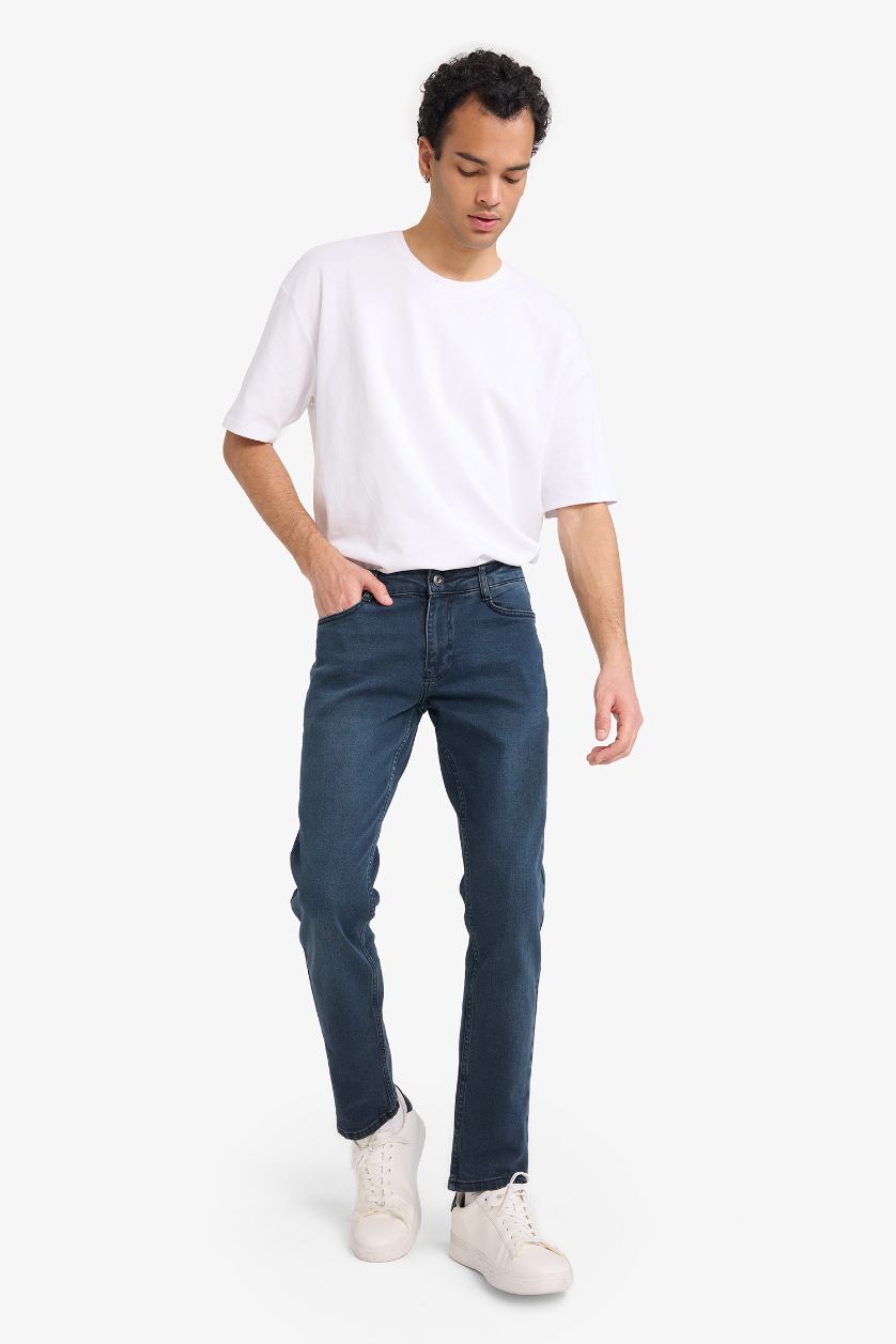 HOMME Indigo Jean Coupe slim à taille normale