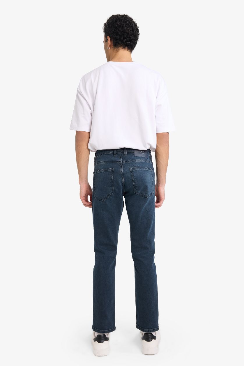 HOMME Indigo Jean Coupe slim à taille normale