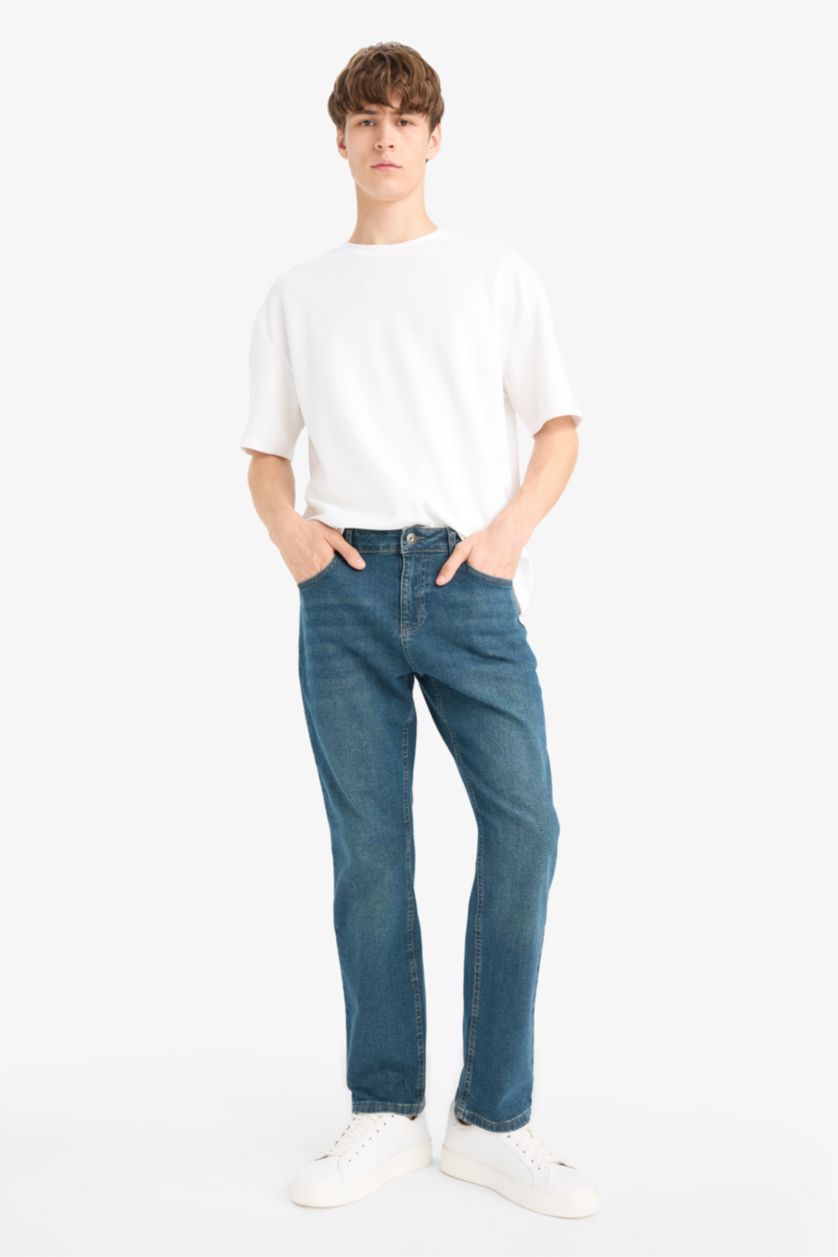 MAN Dark Green Sergio Regular Fit Regular Waist Straight Leg Jeans