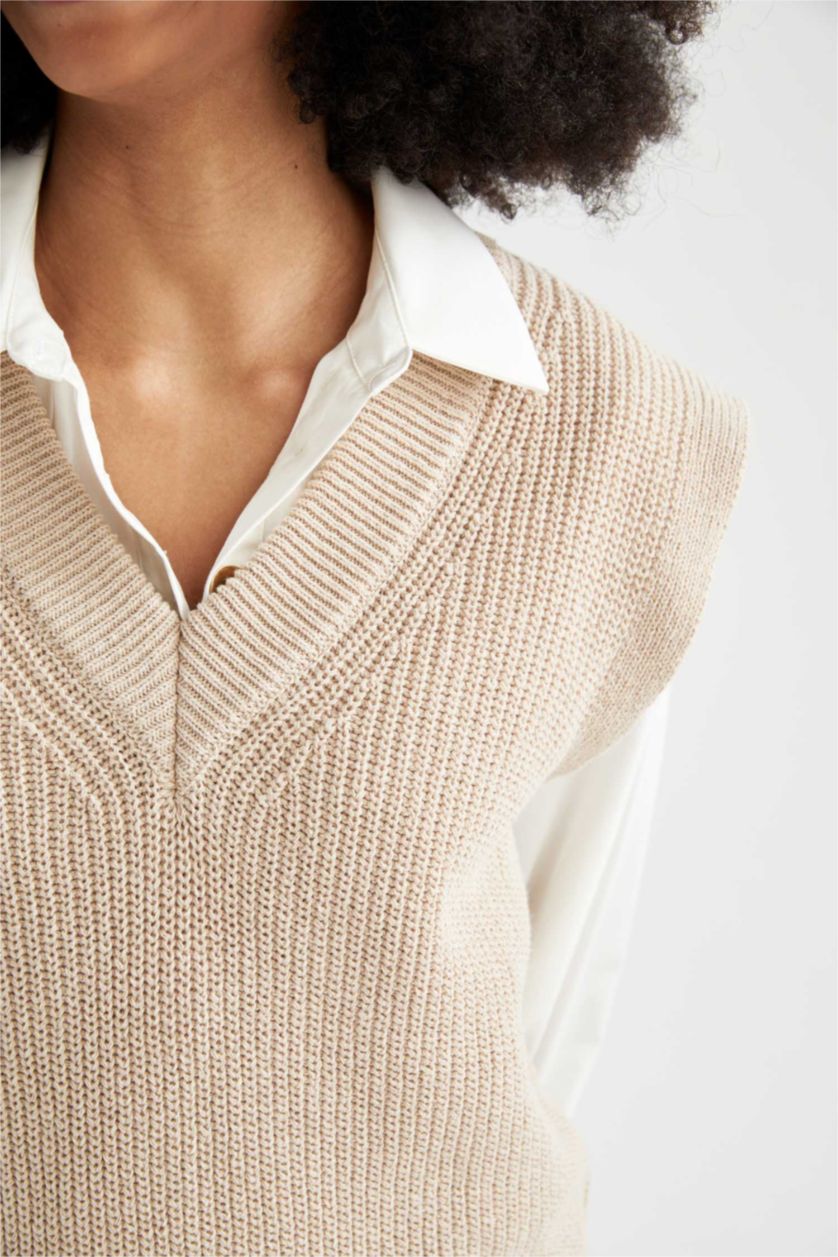 نساء بيج Oversize Fit V-Neck