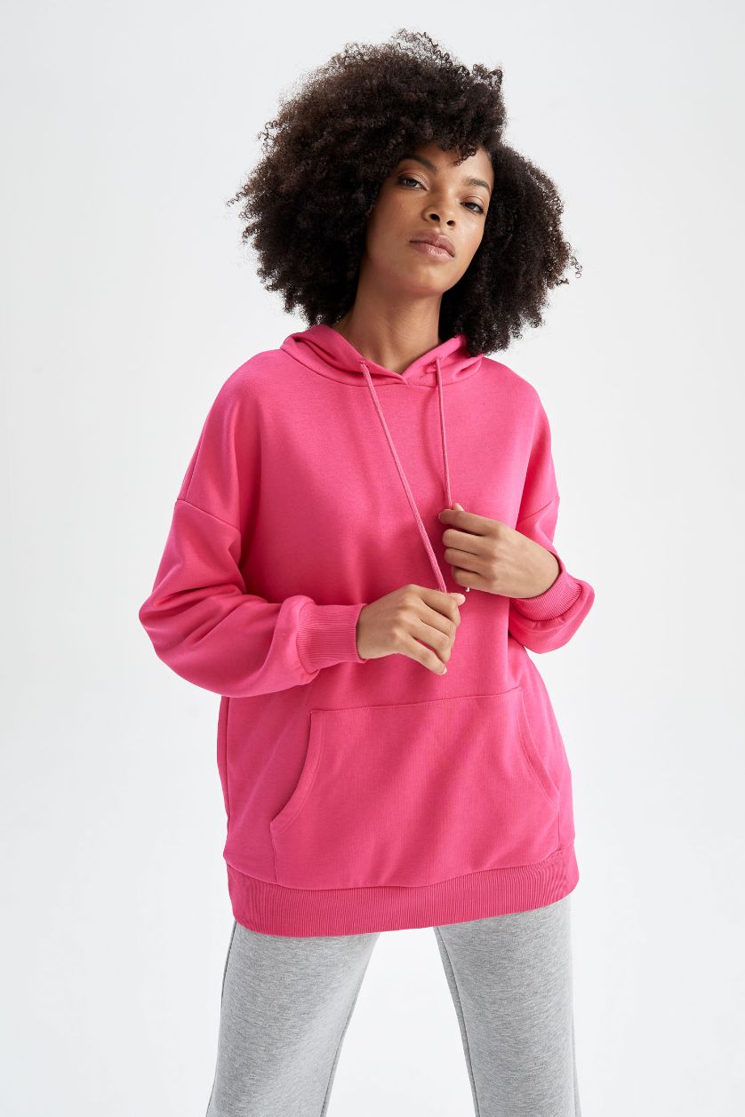 Kadın Pembe Oversize Fit Kapüşonlu Kanguru Cepli Basic Sweatshirt
