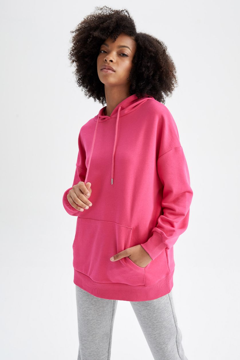 Kadın Pembe Oversize Fit Kapüşonlu Kanguru Cepli Basic Sweatshirt