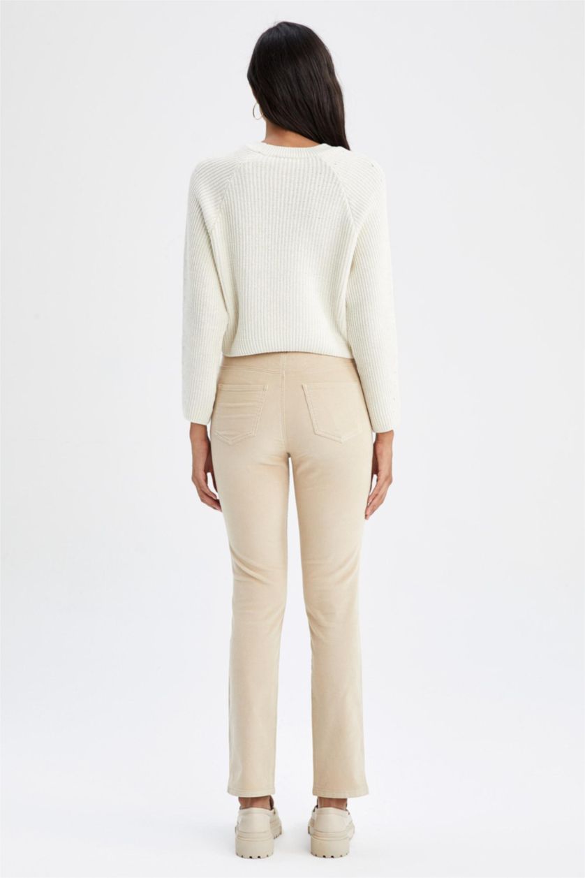 FEMME Beige Pantalon Velours Côtelé