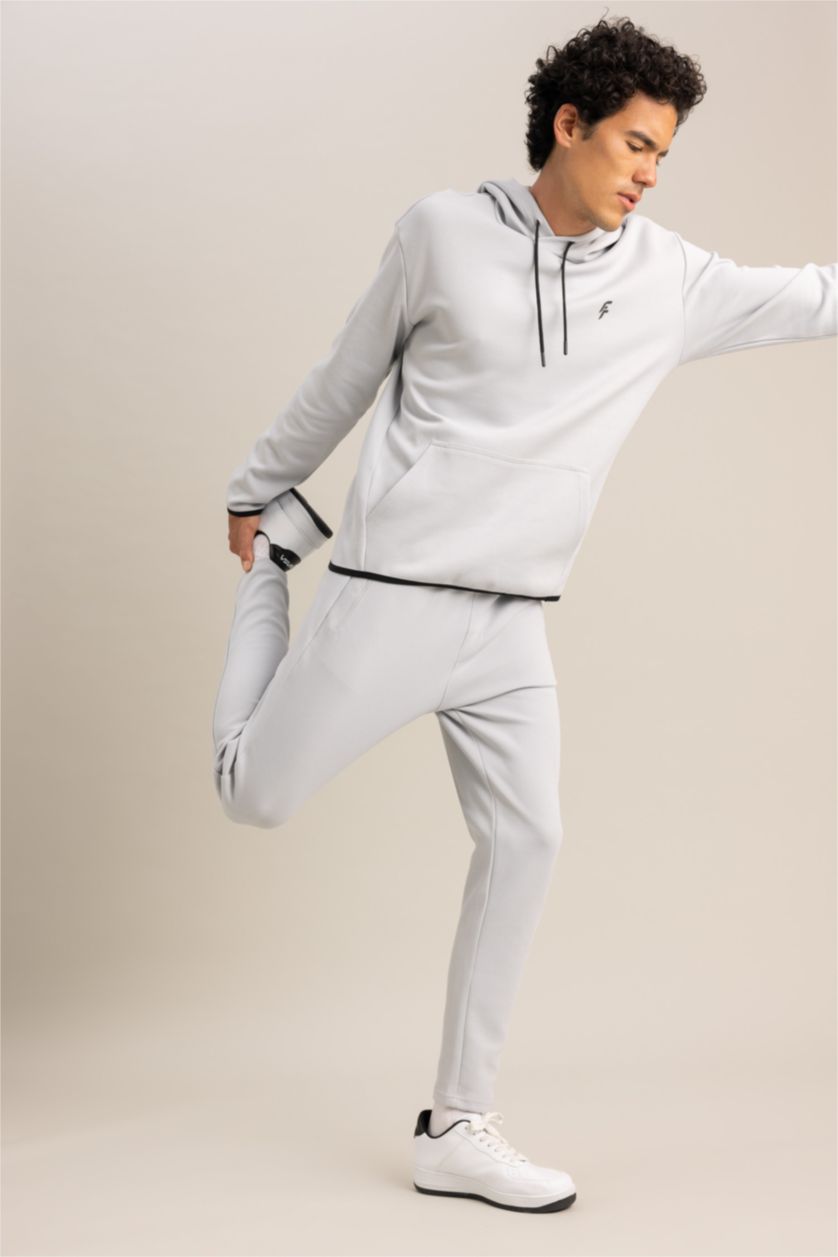 رجالي رمادي فاتح بنطلون سويت بانتس رياضي سليم فيت من DeFactoFit