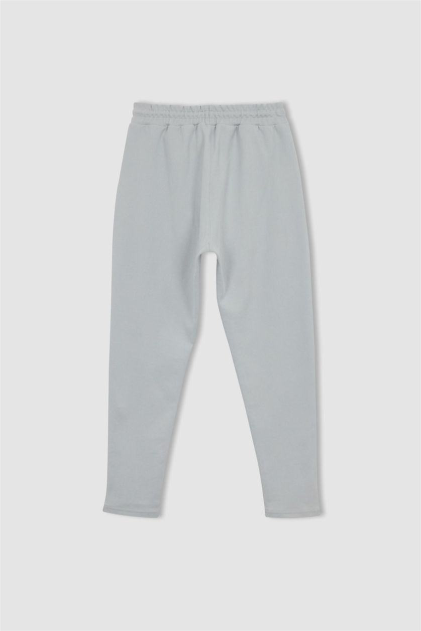 رجالي رمادي فاتح بنطلون سويت بانتس رياضي سليم فيت من DeFactoFit