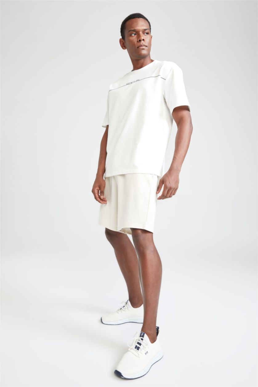 رجال اللون الحجري شورت سليم فيت