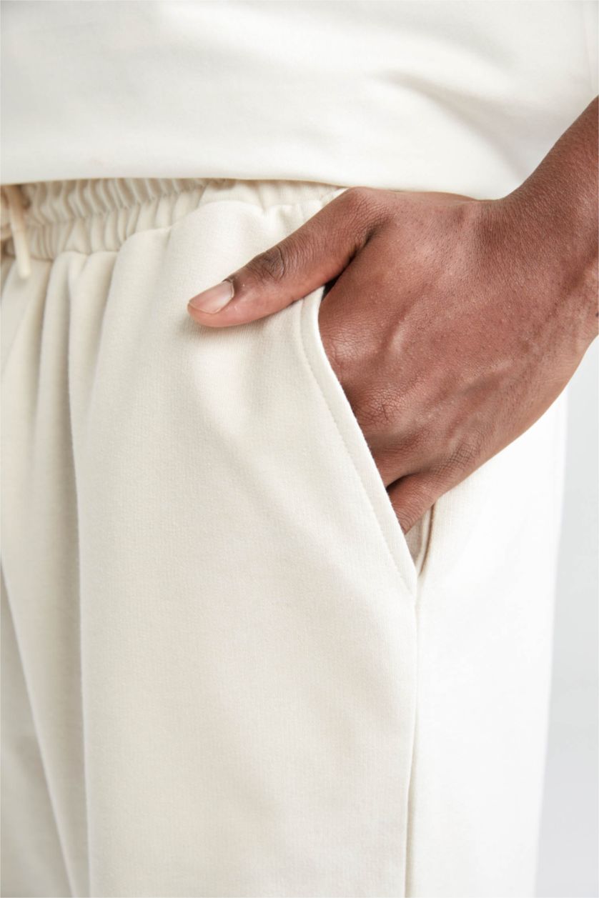 رجال اللون الحجري شورت سليم فيت