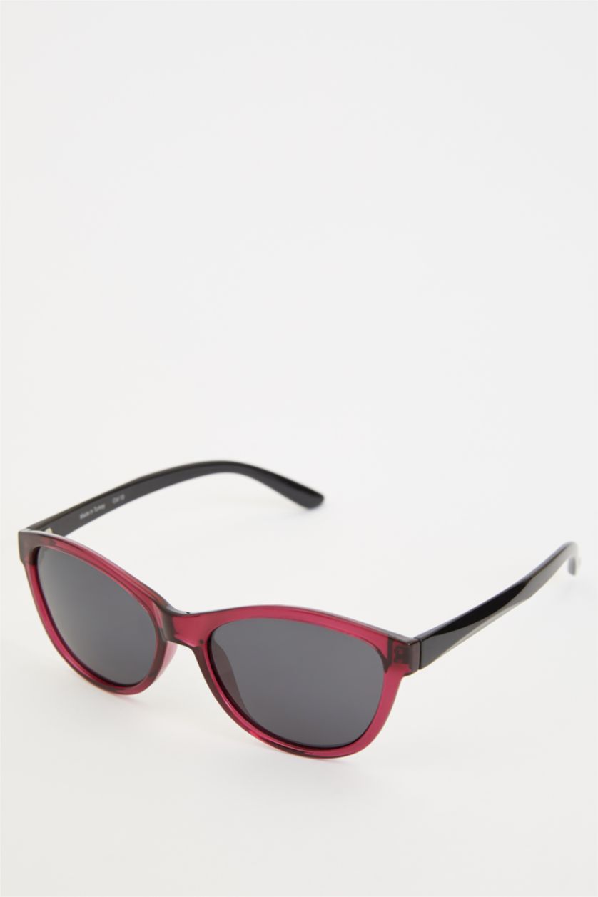 Kadın Kırmızı Çerçeveli Güneş Gözlüğü