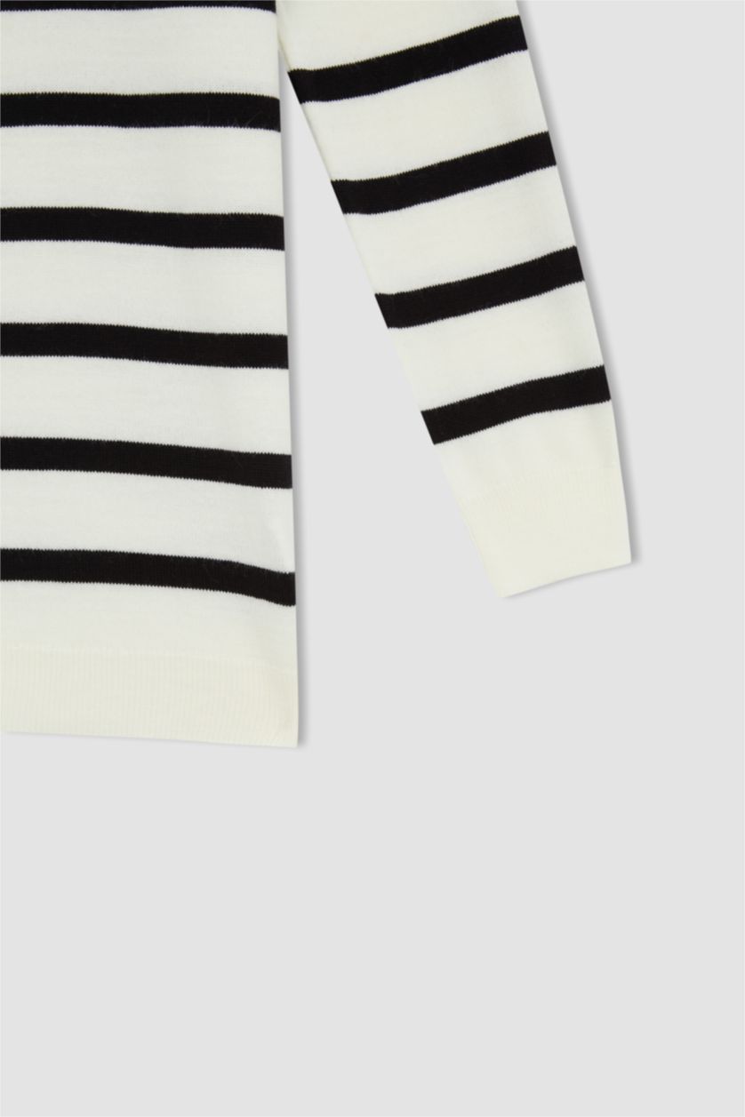 FEMME Écru Pull tunique en tricot rayé à col rond et coupe décontractée