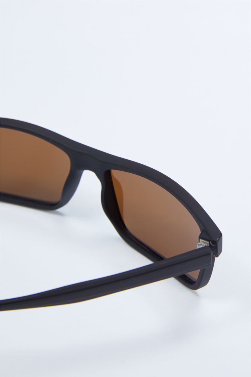 FEMME Marron Clair Des lunettes de soleil