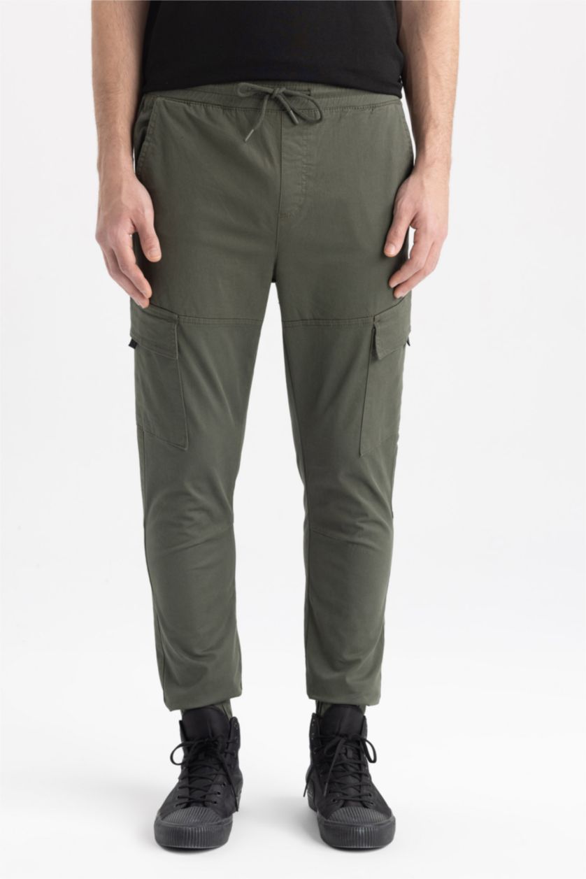 رجال كاكي بنطلون كارجو سليم فيت بجيب