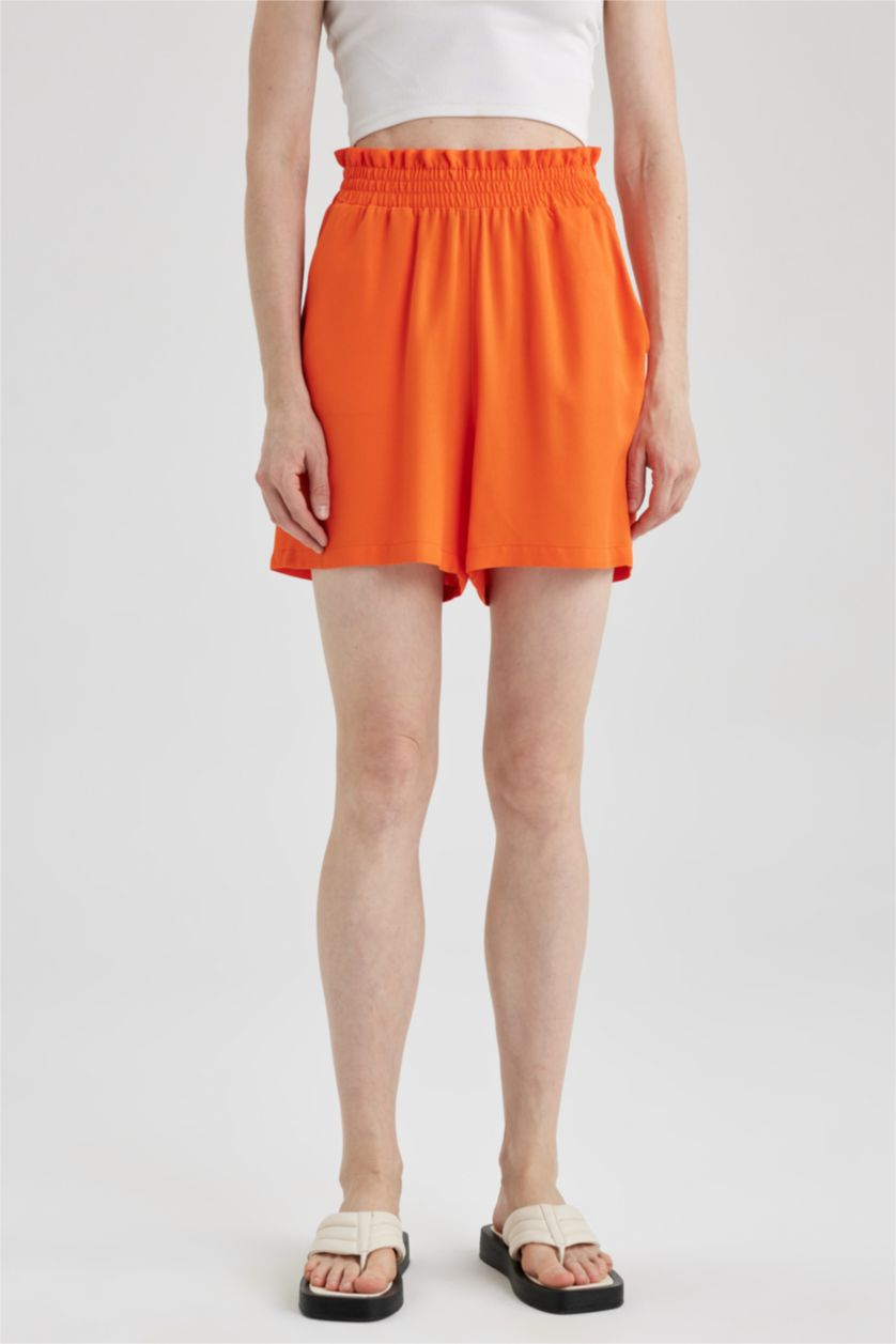 FEMME Rouge Short Paperbag Taille haute Ourlet large