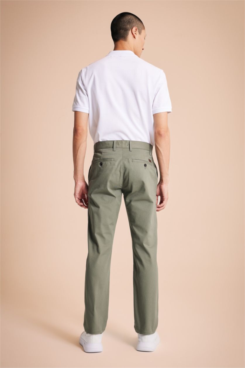 رجال كاكي فاتح بنطلون تشينو قصة عادية