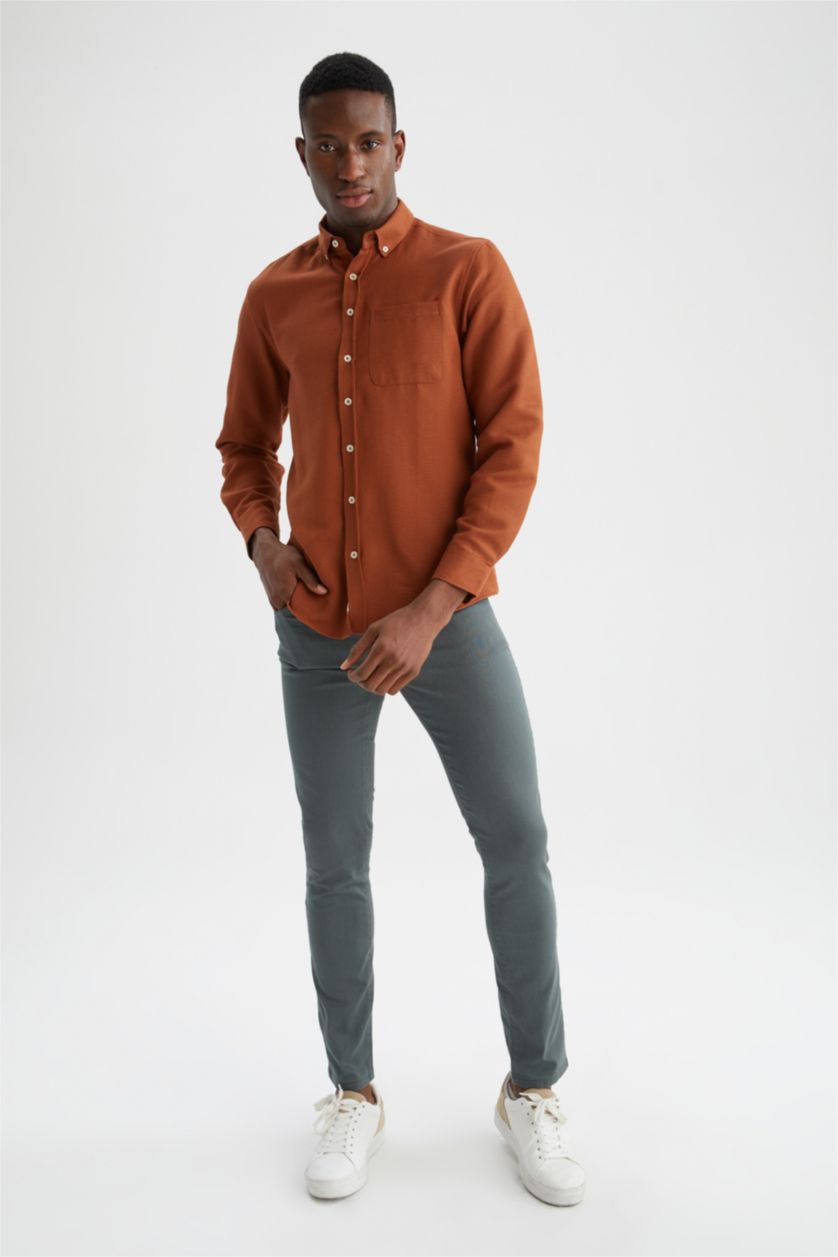 HOMME Marron Foncé Chemises à manches longues Coupe slim raccourcie
