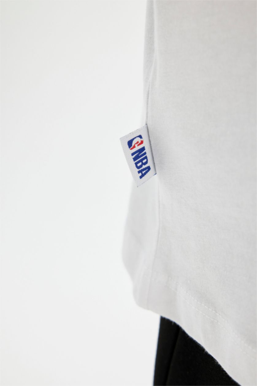 MAN White Boston Celtics Licensed T-Shirt