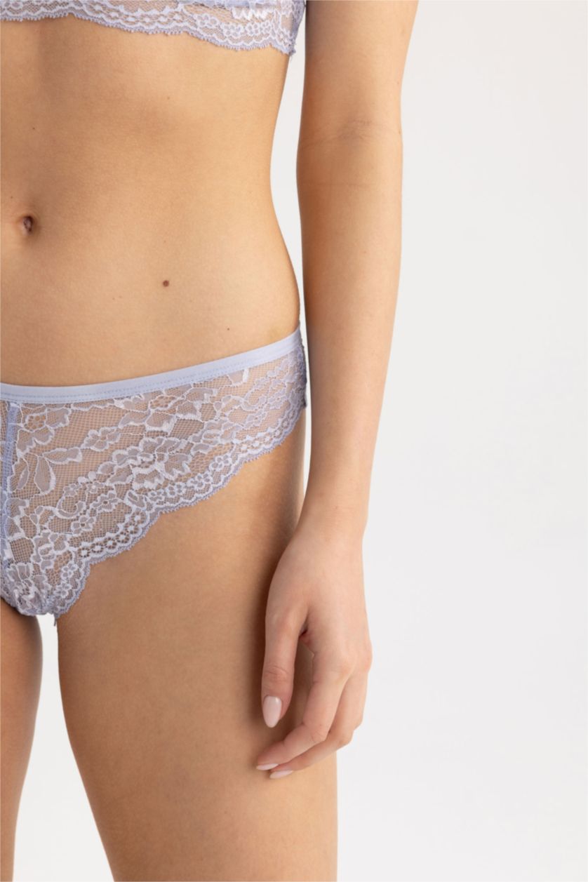 WOMAN Light Lilac Lace