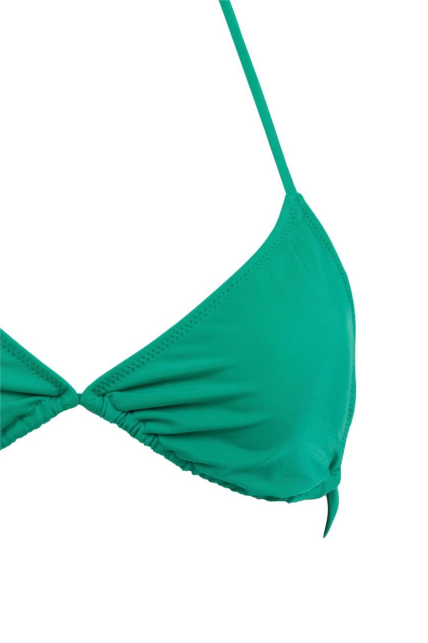 حريمي أخضر توب بكيني قصة عادية