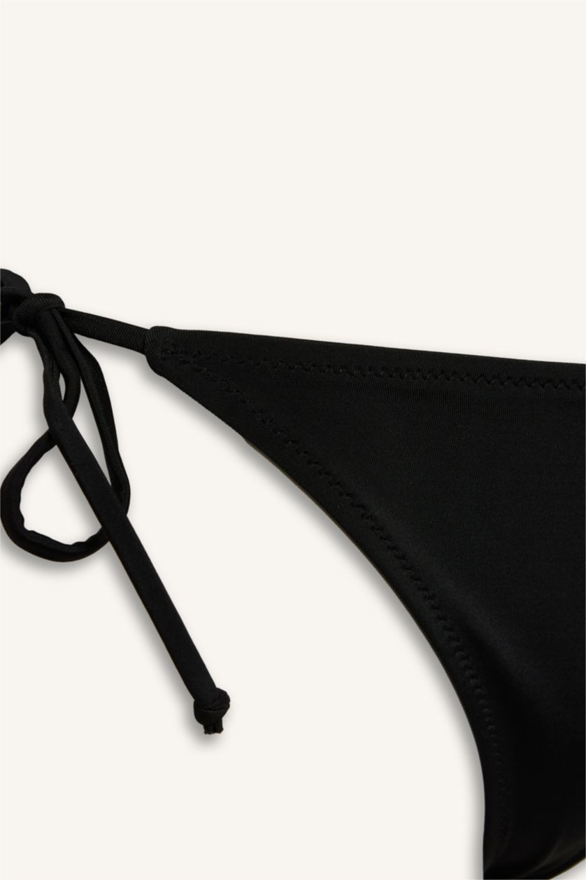 Kadın Siyah Bikini Alt