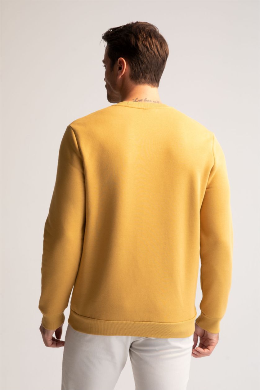 HOMME Jaune Regular Fit Sweatshirt