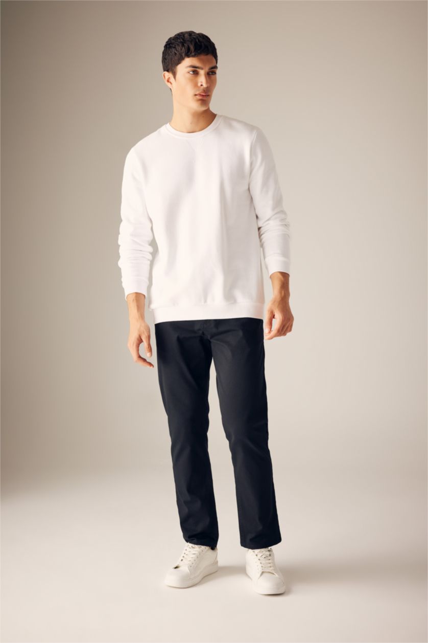 MAN White Regular Fit Crew Neck Cotton Basic Sweatshirt