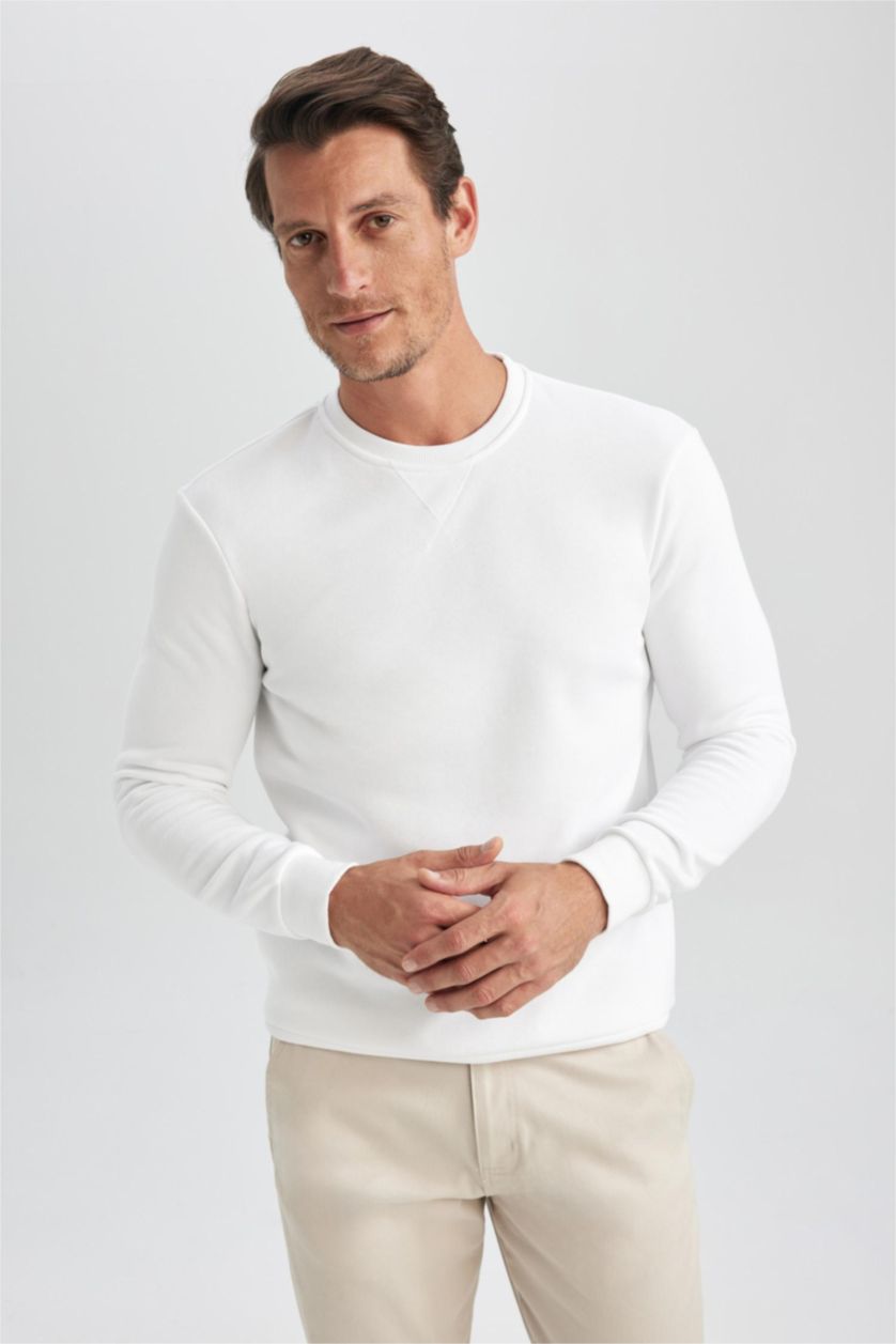 MAN White Regular Fit Crew Neck Cotton Basic Sweatshirt