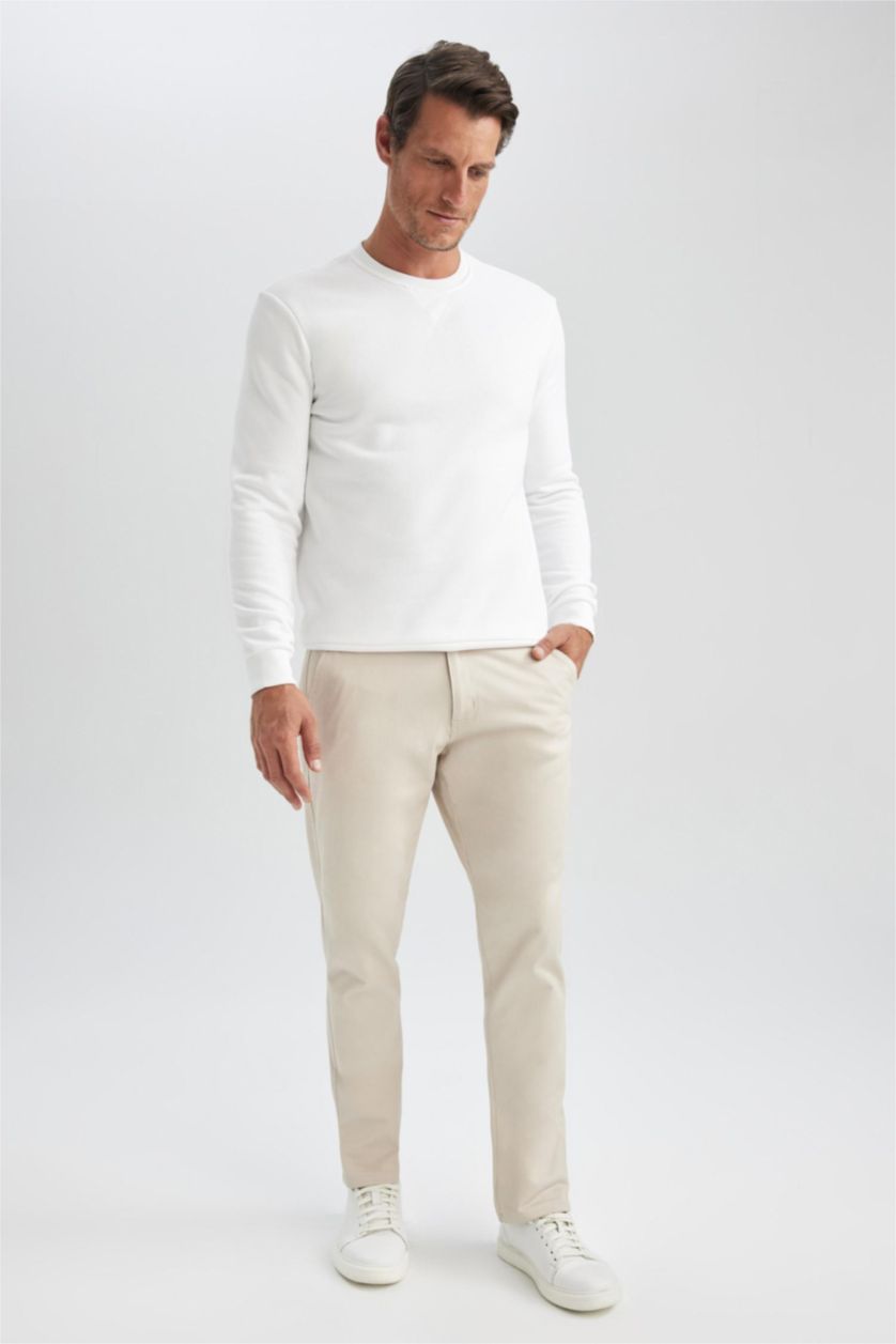 MAN White Regular Fit Crew Neck Cotton Basic Sweatshirt