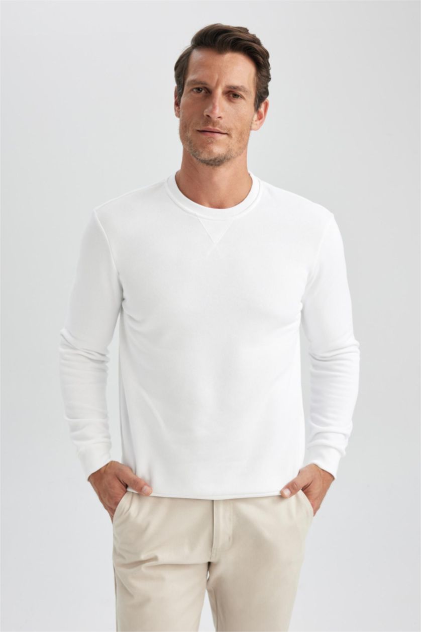 MAN White Regular Fit Crew Neck Cotton Basic Sweatshirt