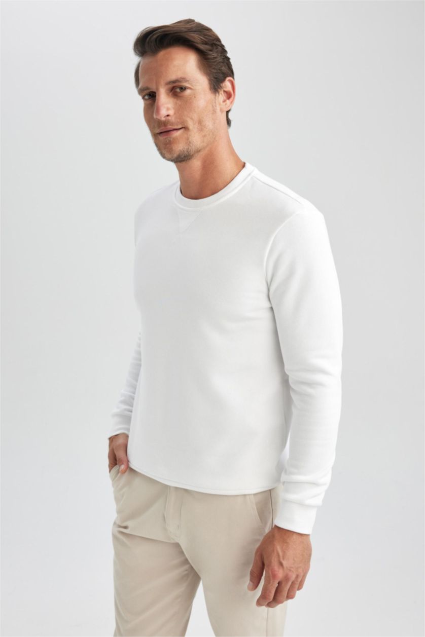 MAN White Regular Fit Crew Neck Cotton Basic Sweatshirt
