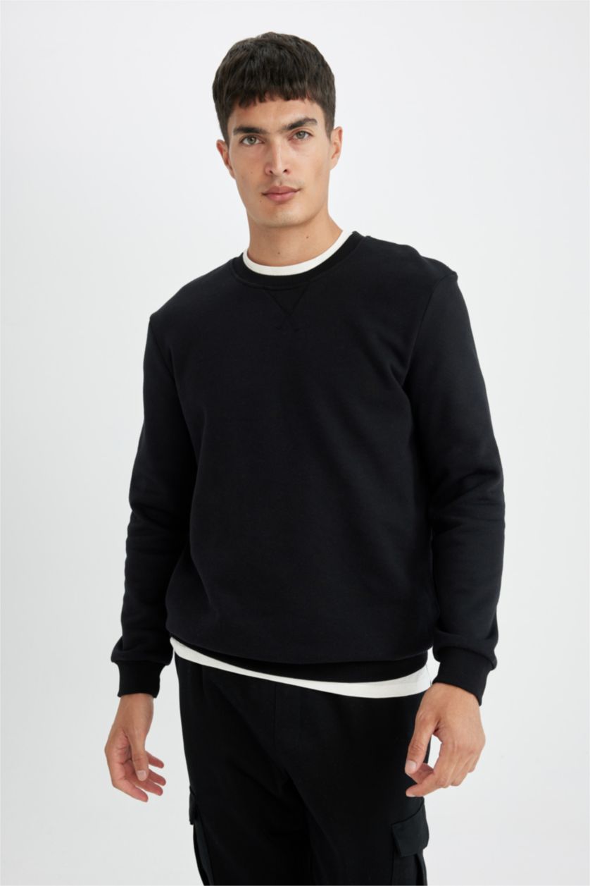 MAN Black Regular Fit Thick Sweatshirt Fabric Sweatshirt