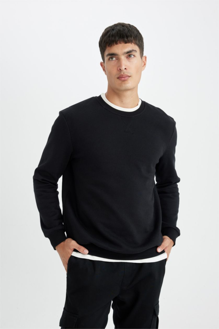 MAN Black Regular Fit Thick Sweatshirt Fabric Sweatshirt