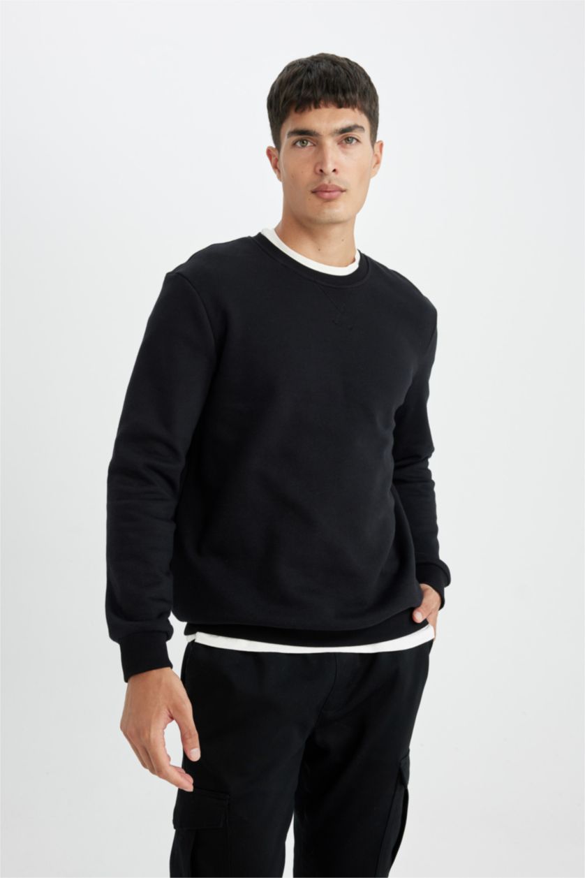 MAN Black Regular Fit Thick Sweatshirt Fabric Sweatshirt