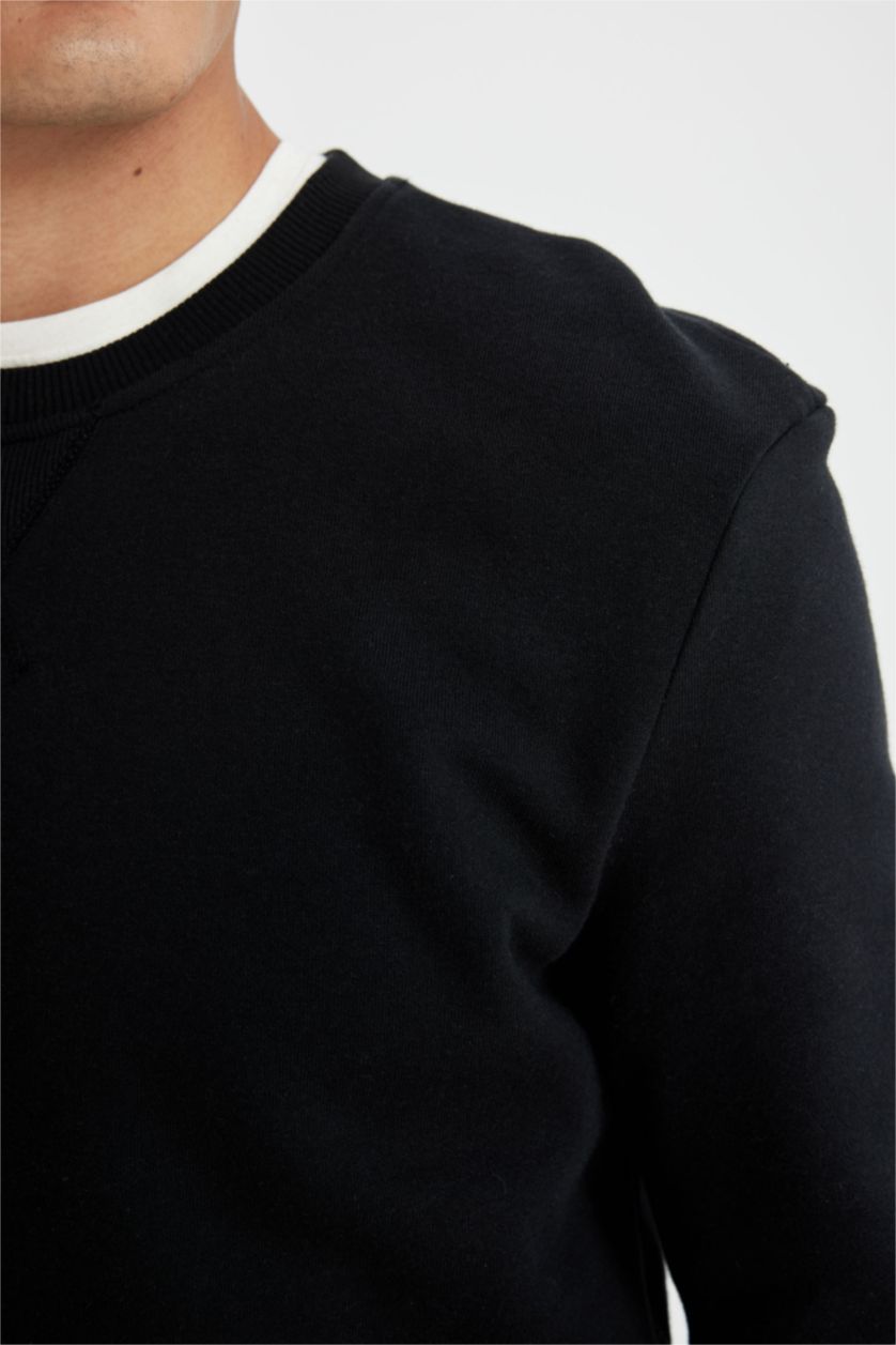 MAN Black Regular Fit Thick Sweatshirt Fabric Sweatshirt