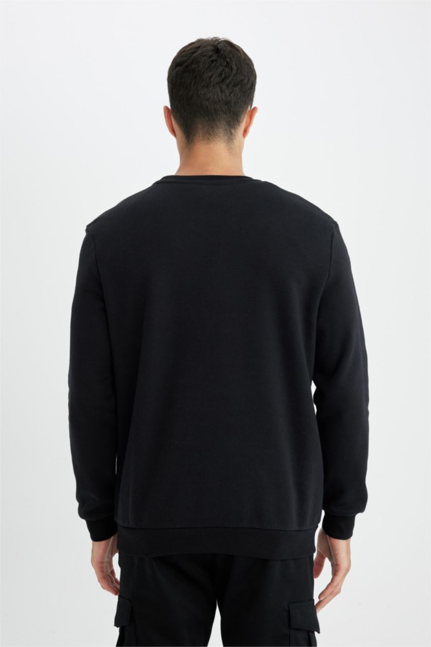 MAN Black Regular Fit Thick Sweatshirt Fabric Sweatshirt