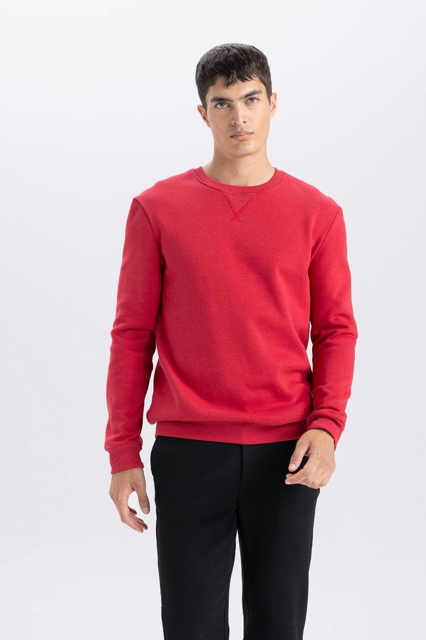 MAN Red Regular Fit Crew Neck Thick Basic Sweatshirt