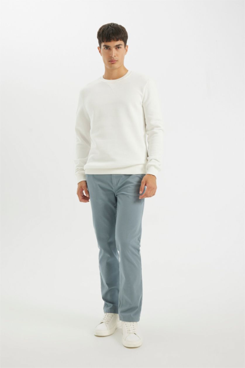 Erkek Kırık Beyaz Regular Fit Bisiklet Yaka Kalın Basic Düz Sweatshirt