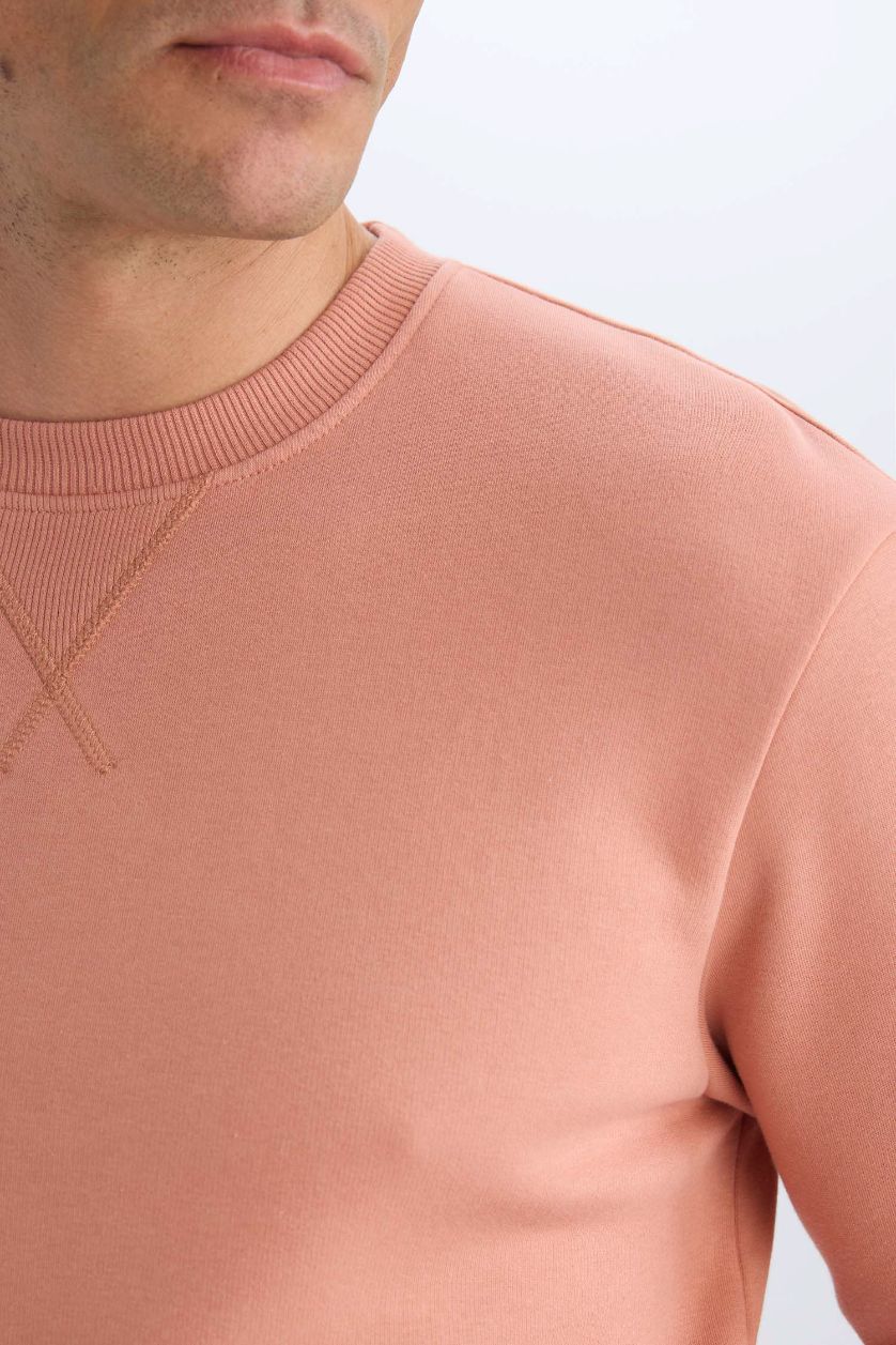 رجال وردي سويت شيرت تقيل بيزك قصة عادية بياخة مستديرة